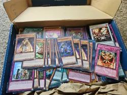 8 LB lot ~2300 cards Yu-Gi-Oh Cards Holos/Commons/Rares Includes Vintage/1st Ed - Image 5