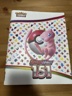 New/Mint Pokemon TCG Card Game Scarlet & Violet 151 MEW BINDER ONLY 20 Page Book - Image 1