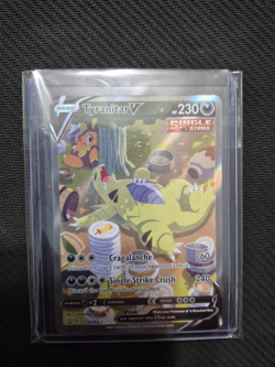 Tyranitar V (Alternate Full Art) 155/163 Swsh05: Battle Styles Holo perfect card - Image 1
