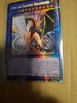 Yugioh Light and Darkness Dragonlord MP25-EN009 Starlight Rare 1st Ed Near Mint - Image 3