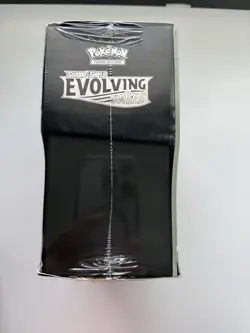 Pokemon TCG Sword & Shield Evolving Skies Elite Trainer Box ETB Factory Sealed - Image 2