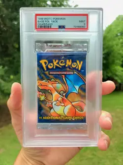 [PSA 9] 1999 Pokemon Base Set Graded Booster Foil Pack Sealed Charizard Art Mint - Image 1