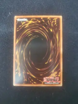 Yu-Gi-Oh! TCG Dark Magician SDY-006 Starter Deck Yugi Unlimited Ultra Rare NM - Image 2
