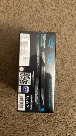 Pokemon TCG: Scarlet and Violet 10.5 - Black Bolt ETB *SEALED BOX* in hand - Image 3