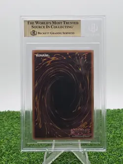 BGS 9.5 Yugioh Red-Eyes Black Dragon Nike Worlds Promo NKC1-EN002 Collab. POP 1 - Image 2