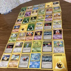 1999 1st Edition Pokemon (42 cards) Spanish Espanol Base Set Lot R/UC/C NM-LP - Image 1