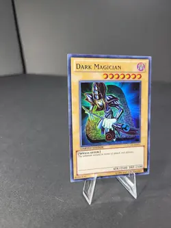 Dark Magician LC01 EN005 Limited Edition Ultra Rare Yu-Gi-Oh! TCG - Image 3