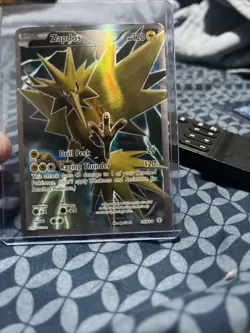 Pokemon TCG Zapdos XY Generations Full Art Ultra Rare Holo Card 29/83 - Image 1