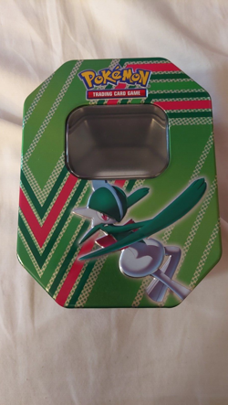 Gallade V tin (empty) & 10 Random Reverse-Holo Pokemon cards & 1 BONUS rare card - Image 3