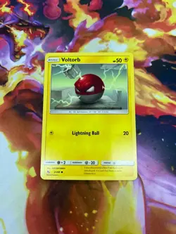 Voltorb 21/68 Hidden Fates Regular NM-Mint Pokemon TCG - Image 1