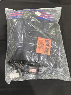 2025 MagicCon Atlanta RSVLTS Spider-Man x Magic MTG Exclusive Size Large - Image 4