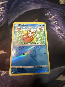 Pokemon TCG Magikarp Reverse Holo Rare Card 15/68 Hidden Fates - Image 1