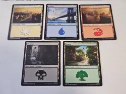 MTG - Basic Land Set - Marvel's Spiderman - Image 2