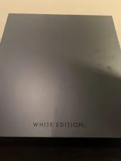 Vault X White Edition 12 Pocket Exo-Tec Zip Binder - New & Boxed VaultX Pokemon - Image 5