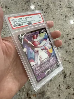 Dark Sylveon V SWSH134 SWSH: Sword & Shield Promo Cards Holo PSA 7 - Image 3