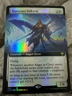 Righteous Valkyrie (Extended Art) Kaldheim Foil - Image 1