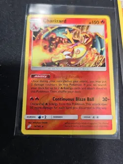 Charizard - 14/181 - Pokemon Team Up Sun & Moon Reverse Holo Rare Card NM - Image 1