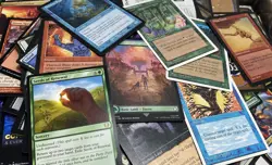 Unsorted Magic: The Gathering TCG and CCG Trading Cards (2000 Plus Cards) - Image 3