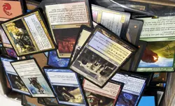 Unsorted Magic: The Gathering TCG and CCG Trading Cards (2000 Plus Cards) - Image 4
