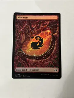 MTG: Mountain (0290) Tarkir: Dragonstorm Foil - Image 1