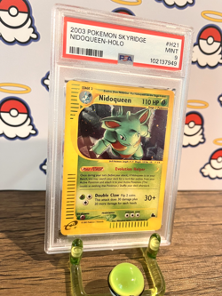 Nidoqueen H21 Holo Pokemon Skyridge - PSA 9 MINT - Image 2