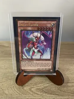 Santa Claws PGL2-EN021 Premium Gold: Return of the Bling Unlimited - Yugioh TCG - Image 1