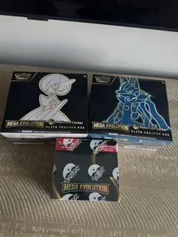 Pokemon Center Mega Evolutions ETB Set & Booster Box - Image 1