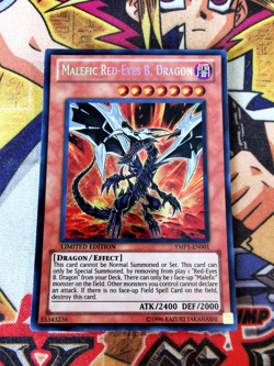 Malefic Red-Eyes B. Dragon ymp1-en001 Ltd Ed (NM) Secret Rare Yu-Gi-Oh! - Image 1