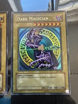 Yu-Gi-Oh! Blue-Eyes White Dragon LOB 001 Dark Magician SDY 006 Nm Bundle Of 2 OG - Image 3