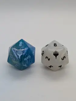 MTG Final Fantasy Oversized Spindown D20 White Moogle & Life Counter Dice Set - Image 2