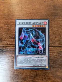 Horned Brute Carnovorus DOOD-EN098 SUPER DOOM OF DIMENSIONS Yugioh NM - Image 1