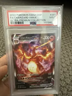 Charizard VMAX SWSH261 SWSH: Sword & Shield Promo Cards Holo - Image 1