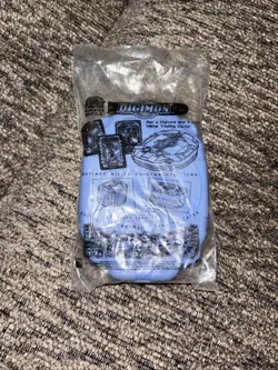 Vintage Blue Digimon Digivice & 3 Metal Trading Cards Taco Bell Bandai Sealed - Image 1