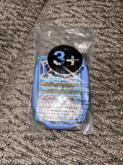 Vintage Blue Digimon Digivice & 3 Metal Trading Cards Taco Bell Bandai Sealed - Image 2
