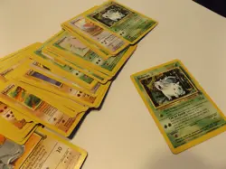 VINTAGE GROUP OF 80 RANDOM JUNGLE POKEMON CARDS NO FOILS/ HOLO'S. COMMON CARDS - Image 5