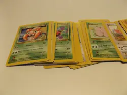 VINTAGE GROUP OF 80 RANDOM JUNGLE POKEMON CARDS NO FOILS/ HOLO'S. COMMON CARDS - Image 3
