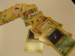 VINTAGE GROUP OF 80 RANDOM JUNGLE POKEMON CARDS NO FOILS/ HOLO'S. COMMON CARDS - Image 5
