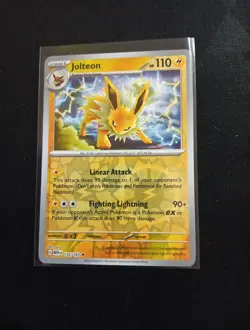 Pokemon TCG Jolteon Scarlet & Violet 151 Card 135/165 Reverse Holo - Image 1