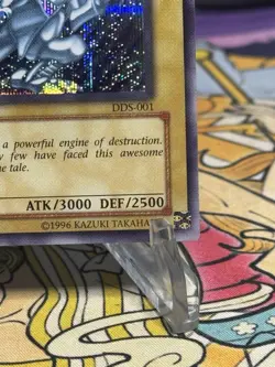 2002 Blue-Eyes White Dragon DDS-001 Secret Rare Holo YuGiOh Card English - Image 4