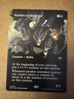 Warden of the Grove (Borderless) Tarkir: Dragonstorm Regular - Image 1