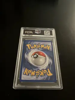 Rainbow Energy Holo Team Rocket PSA 8 2000 WOTC Pokemon Card #17 - Image 2