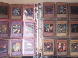 Large Vintage Yugioh Card Lot 700+ Some 1st Editions & Holos Great Condition - Image 2