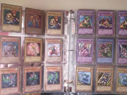 Large Vintage Yugioh Card Lot 700+ Some 1st Editions & Holos Great Condition - Image 5