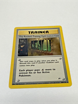 The Rocket's training Gym Stadium Card 104/132 Rare Gym Heroes Trainer Pokemon - Image 1