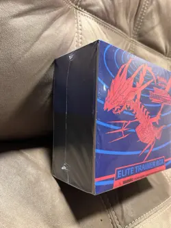 Pokemon TCG: Sword & Shield 3 Darkness Ablaze Elite Trainer Box 820650807312 - Image 3