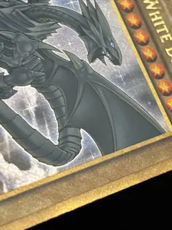 Blue-Eyes White Dragon (Gold Secret Rare) MVP1-ENGV4 Limited Edition LP - Image 5