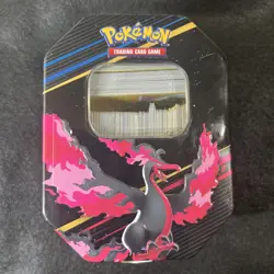 Pokemon Trading Card Game Tin with Assorted Lot of 100 cards or more - Image 1