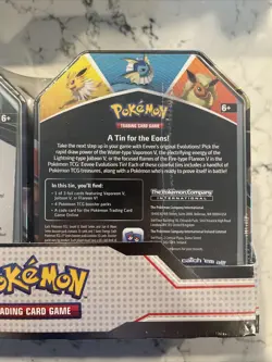 Pokemon TCG V Heroes Bundle Tins: 2-Pack of Vaporeon & Umbreon Brand New! - Image 5