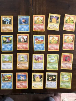 Pokemon TCG Lot of 100 Base Set Cards - Image 3