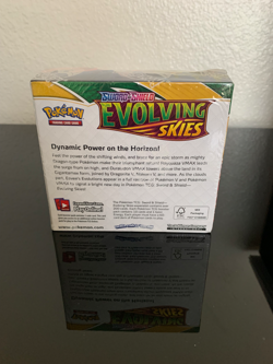 Pokemon Sword & Shield Evolving Skies Booster Box 36 Packs FACTORY - Image 4